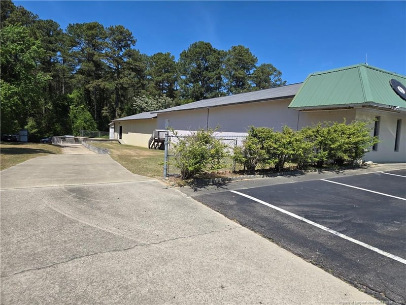 1813-1817 Pamalee Dr, Fayetteville, NC 28301