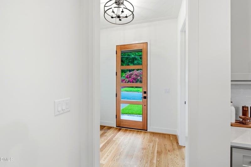 1813 Bennett St, Raleigh, NC 27604