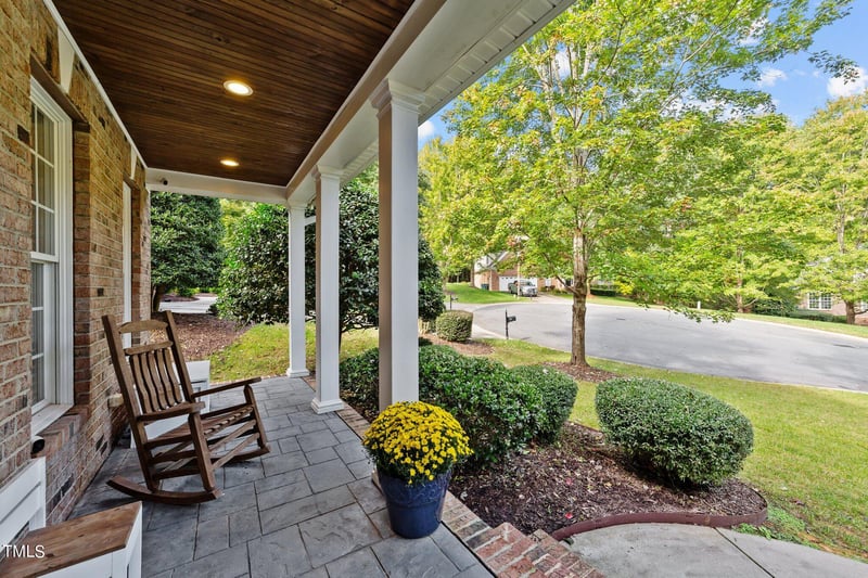 1813 Blackstone Dr, Durham, NC 27712