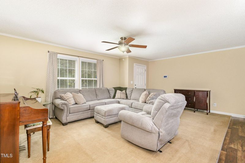 1813 Brown Ave, Burlington, NC 27215