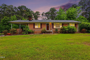 1813 Carbonton Rd, Sanford, NC 27330