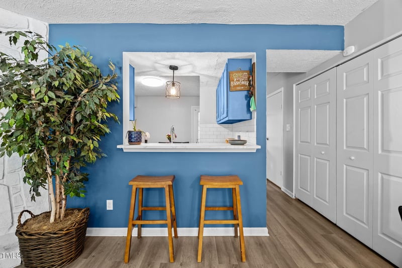 1813 Fox Hollow Dr, Raleigh, NC 27610