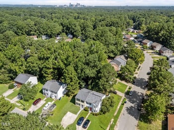 1813 Fox Hollow Dr, Raleigh, NC 27610