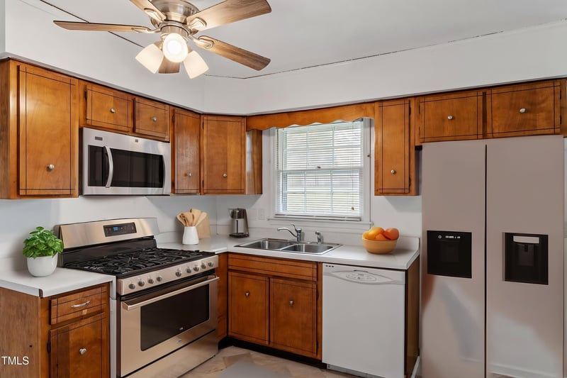 1813 Grady Dr, Durham, NC 27712
