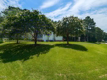 1813 Middle Ridge Dr, Willow Springs, NC 27592