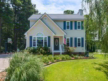 1813 Middle Ridge Dr, Willow Springs, NC 27592
