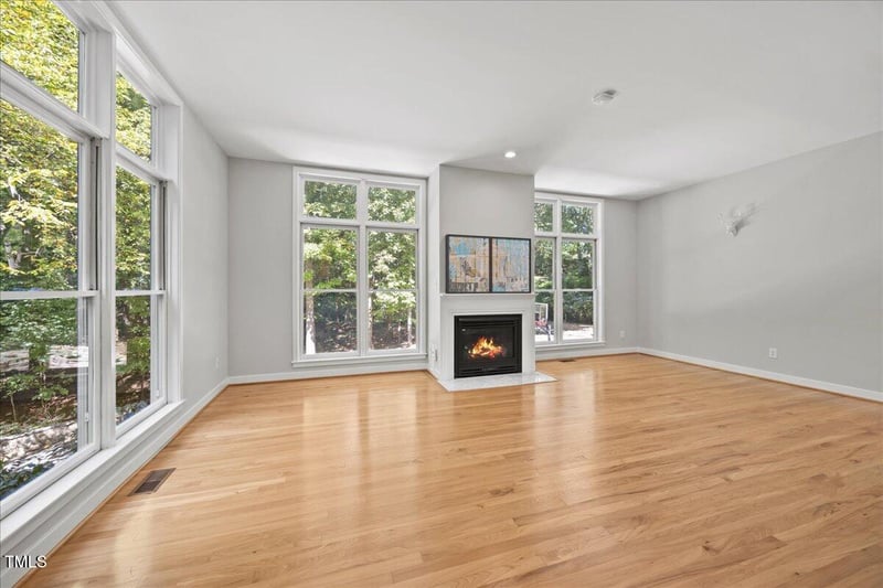 1813 Rolling Rd, Chapel Hill, NC 27514