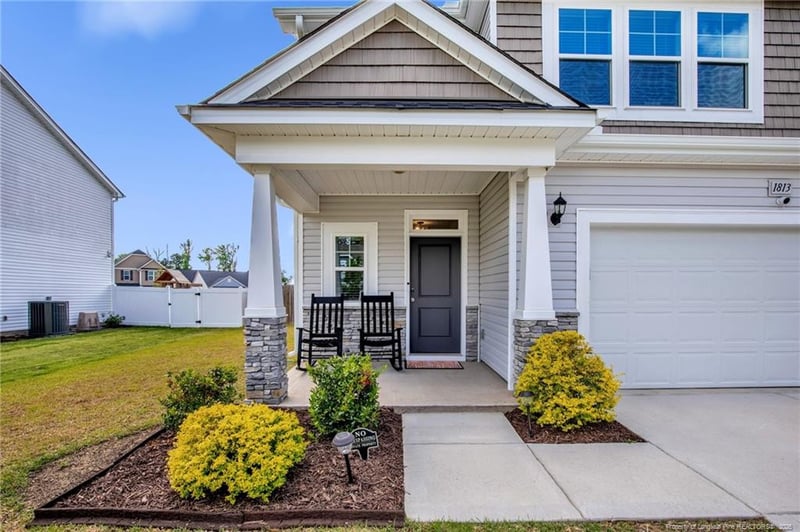 1813 Stackhouse Dr, Fayetteville, NC 28314