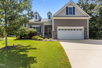 1813 Turning Plow Ct, Holly Springs, NC 27540