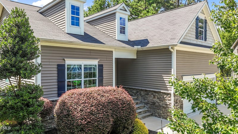 1813 Turning Plow Ct, Holly Springs, NC 27540