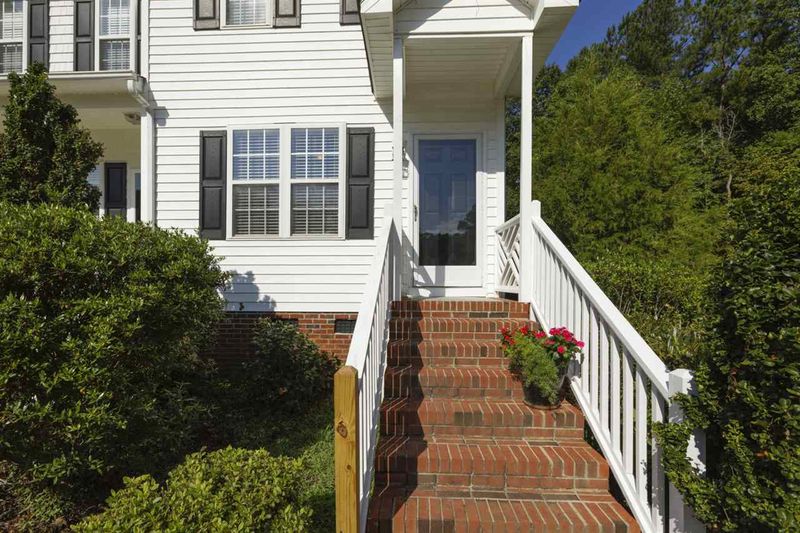 1814 W Cotton Gin Dr, Clayton, NC 27527