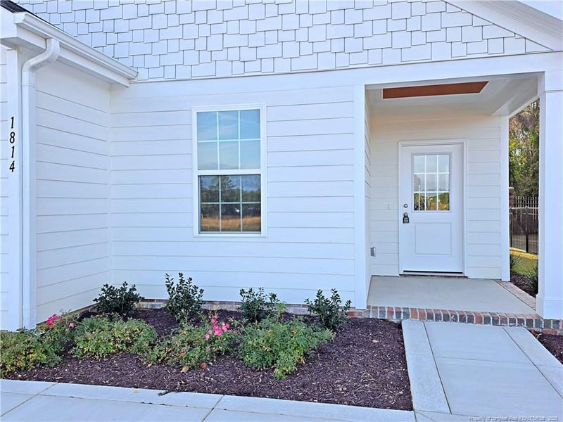 1814 Fordham Dr, Fayetteville, NC 28304