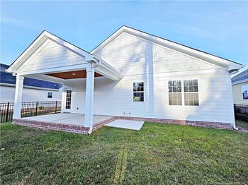 1814 Fordham Dr, Fayetteville, NC 28304