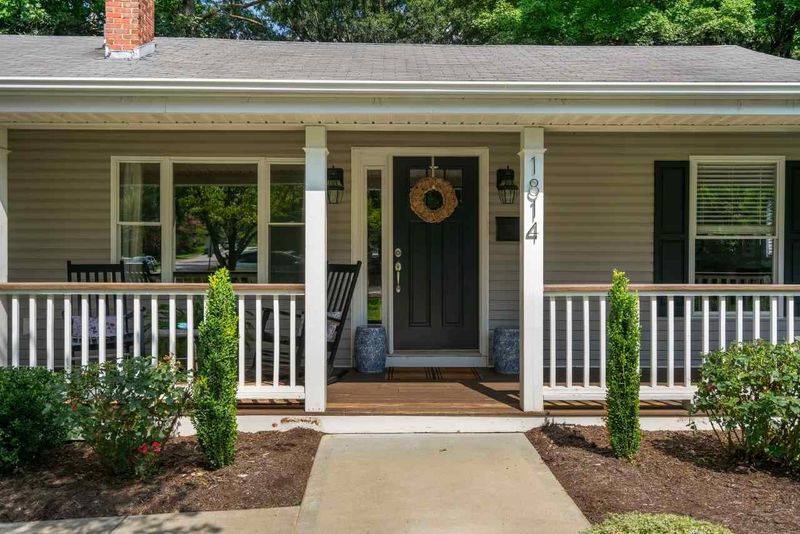 1814 Hilton St, Raleigh, NC 27608