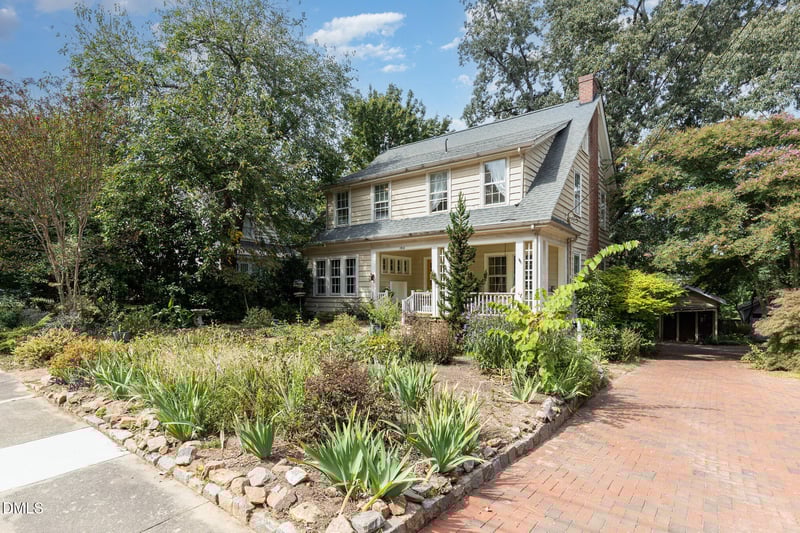 1814 Park Dr, Raleigh, NC 27605