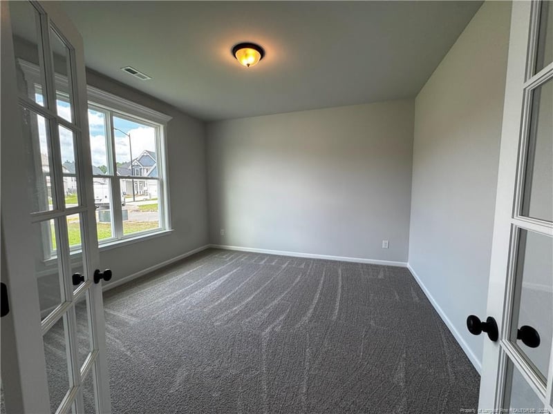 1814 Smith Farm St, Fayetteville, NC 28306