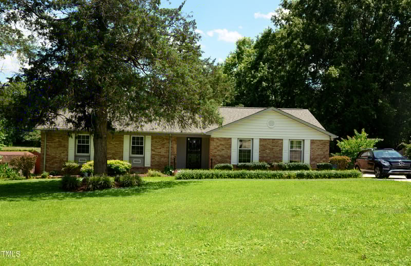 1815 Chandellay Dr, Durham, NC 27705