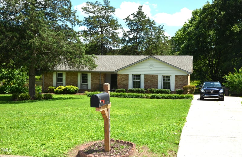 1815 Chandellay Dr, Durham, NC 27705