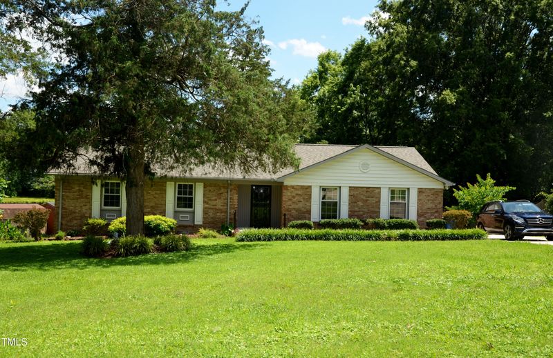1815 Chandellay Dr, Durham, NC 27705