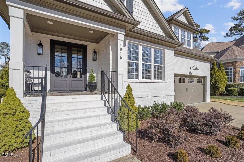 1815 Glacier Ct, Fuquay Varina, NC 27526