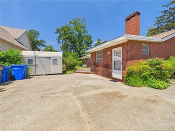 1815 Sunnyside Cir, Fayetteville, NC 28305