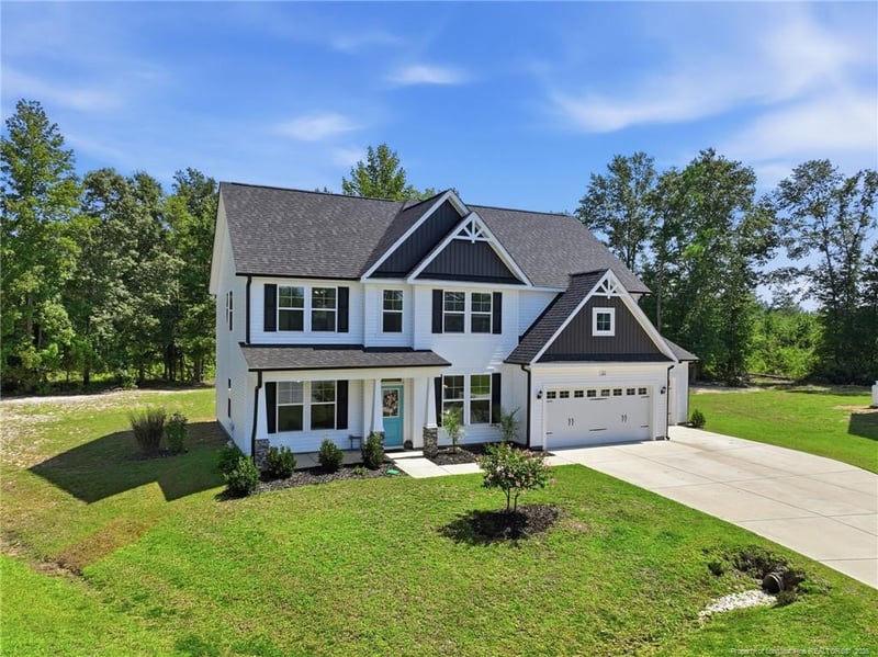 1816 Bahan Ct, Fayetteville, NC 28312