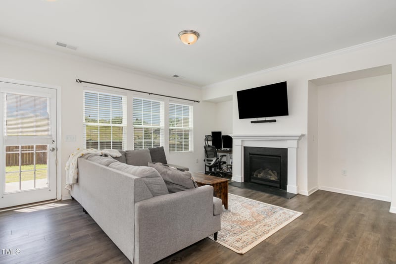 1816 Birdhouse Ln, Wake Forest, NC 27587