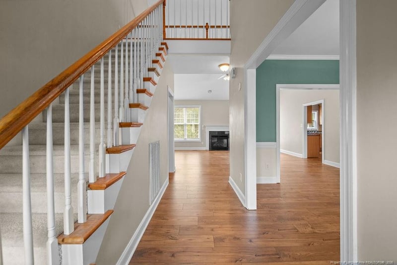 1816 Holloman Dr, Fayetteville, NC 28312