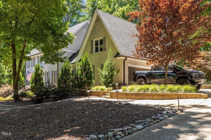 1816 Hunting Ridge Rd, Raleigh, NC 27615