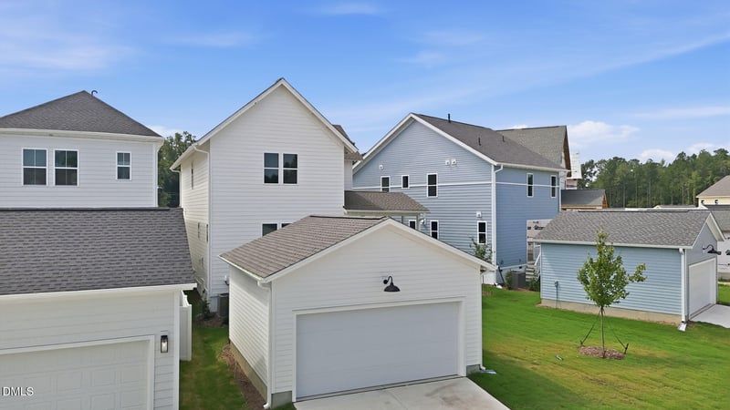 1816 Lumineer Ln, Wendell, NC 27591