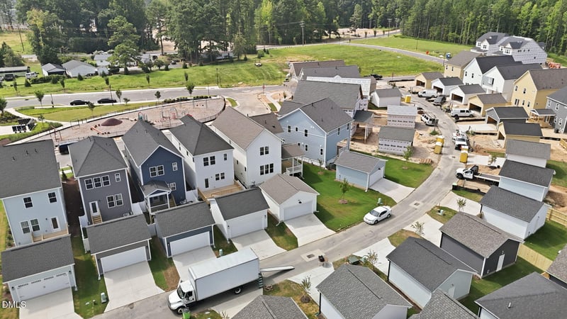 1816 Lumineer Ln, Wendell, NC 27591