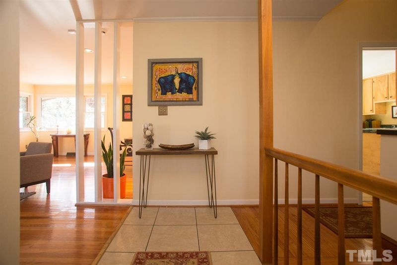 1816 Rolling Rd, Chapel Hill, NC 27514