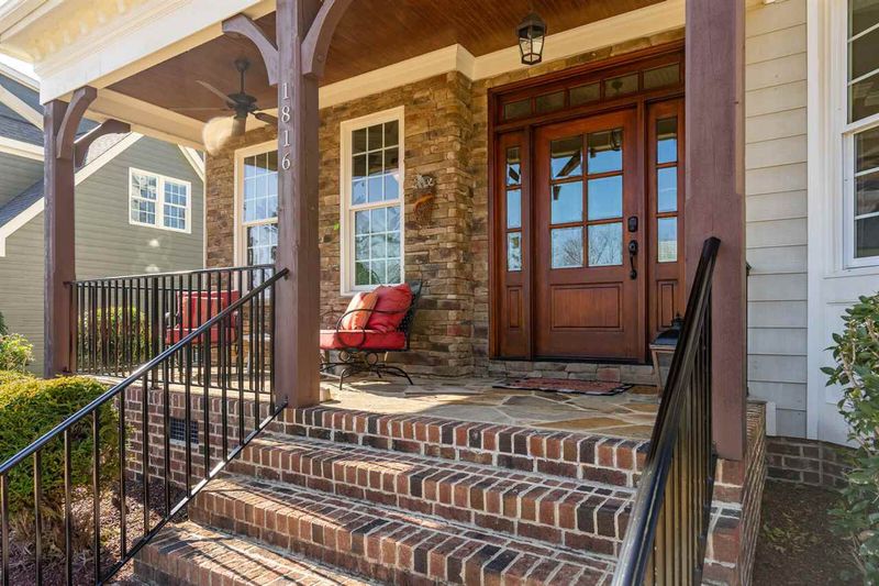 1816 Versa Ct, Apex, NC 27502