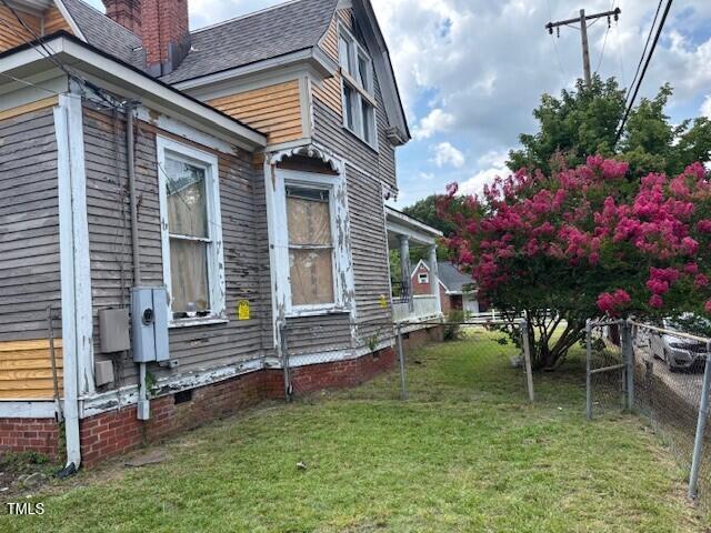 1817 Chapel Hill Rd, Durham, NC 27707