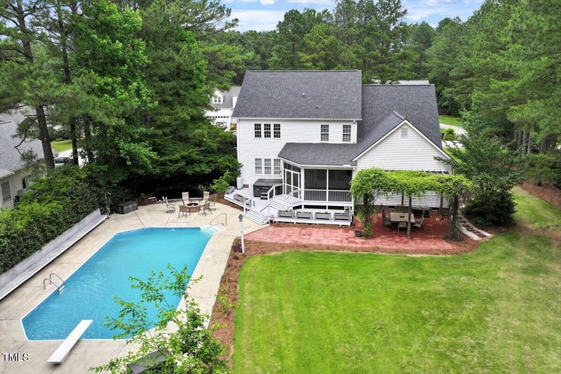 1817 Foxbrook Dr, Raleigh, NC 27603