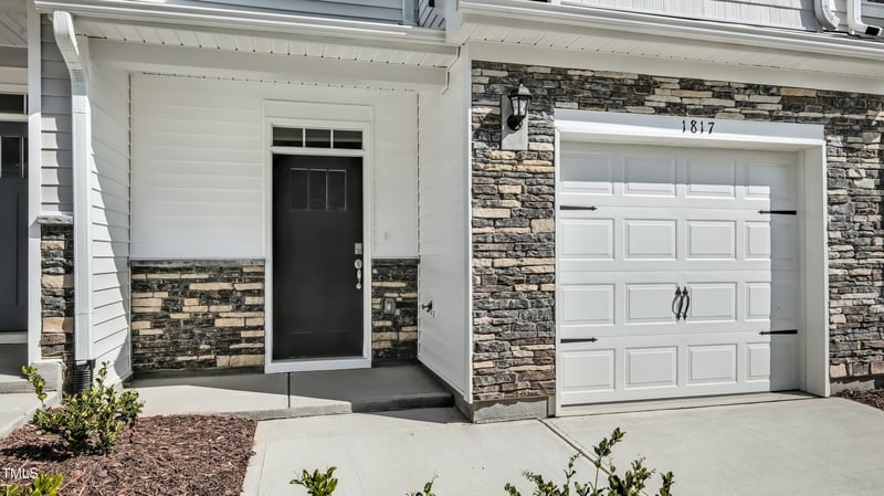 1817 Hinesley Dr, Durham, NC 27703