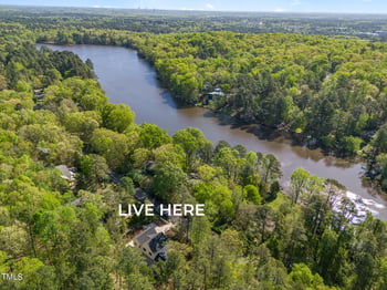 1817 Lakeshore Dr, Chapel Hill, NC 27514