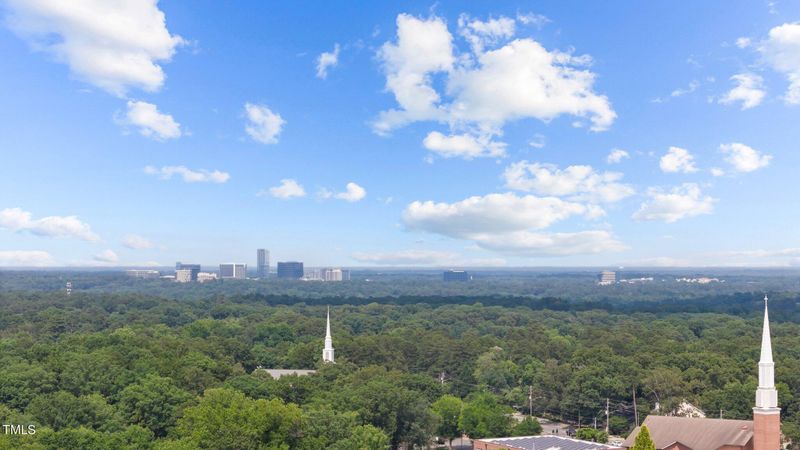 1817 Stillwater Dr, Raleigh, NC 27607