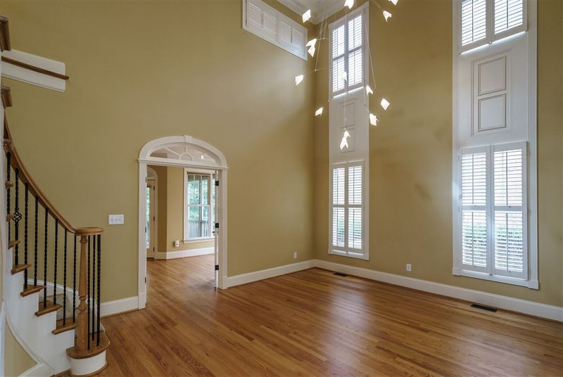 1817 Torrington St, Raleigh, NC 27615