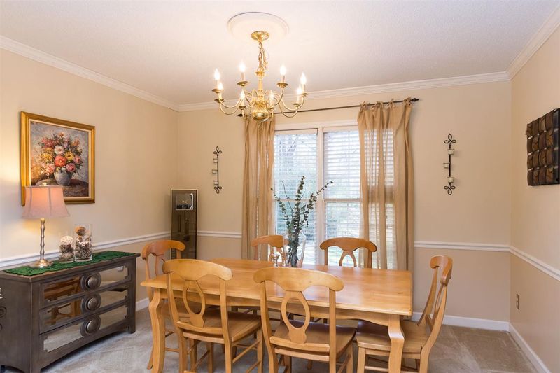 1817 Vintage Rd, Raleigh, NC 27610