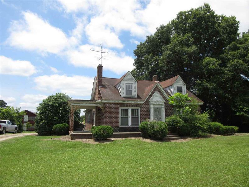 1817 Zebulon Rd, Zebulon, NC 27597
