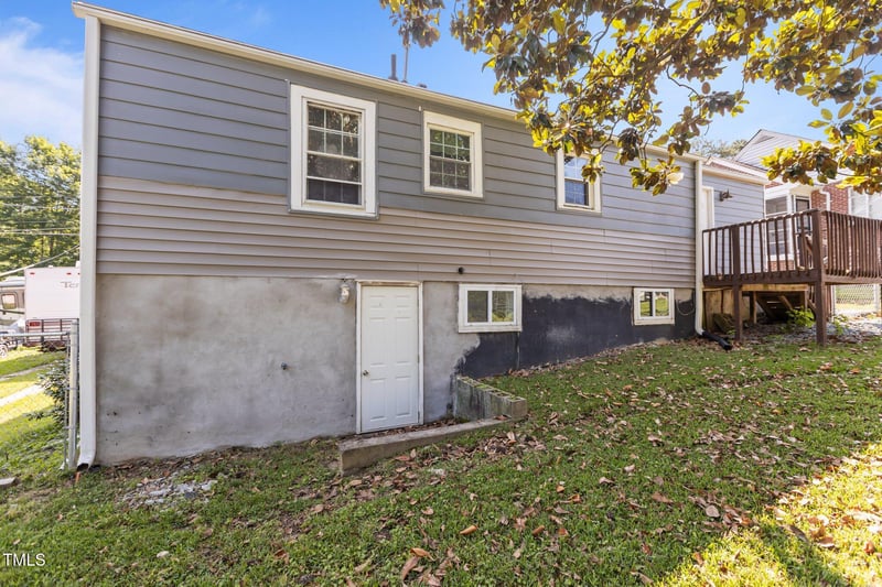 1818 Cecil St, Durham, NC 27707