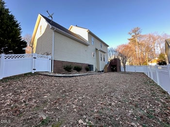 1818 Farmington Grove Dr, Raleigh, NC 27614