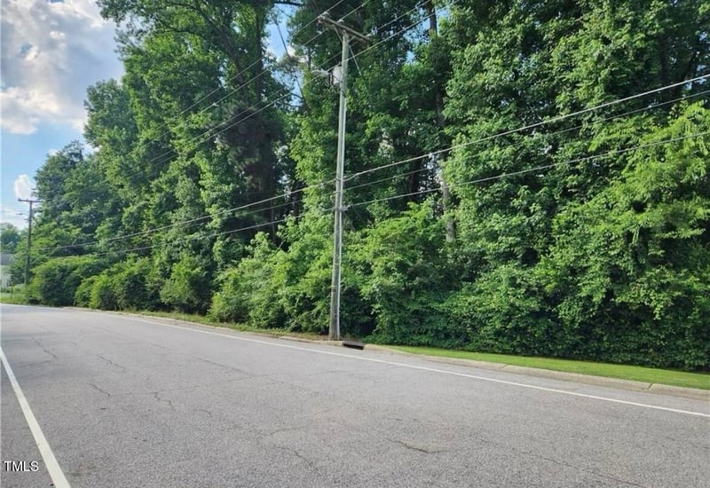 1818 Spruce St, Fayetteville, NC 28303