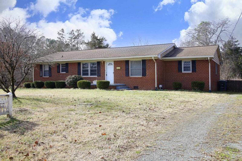 1819 Alco St, Graham, NC 27253