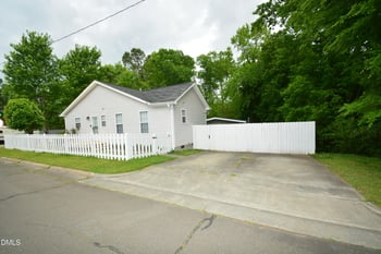 1819 Cecil St, Durham, NC 27707