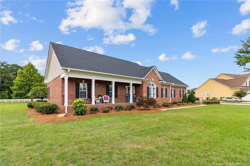 1819 Rockrose Dr, Fayetteville, NC 28312
