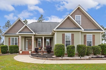 182 Brendamoore Ct, Fuquay Varina, NC 27526
