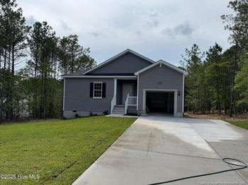 182 Horse Trot Ln, Sanford, NC 27332