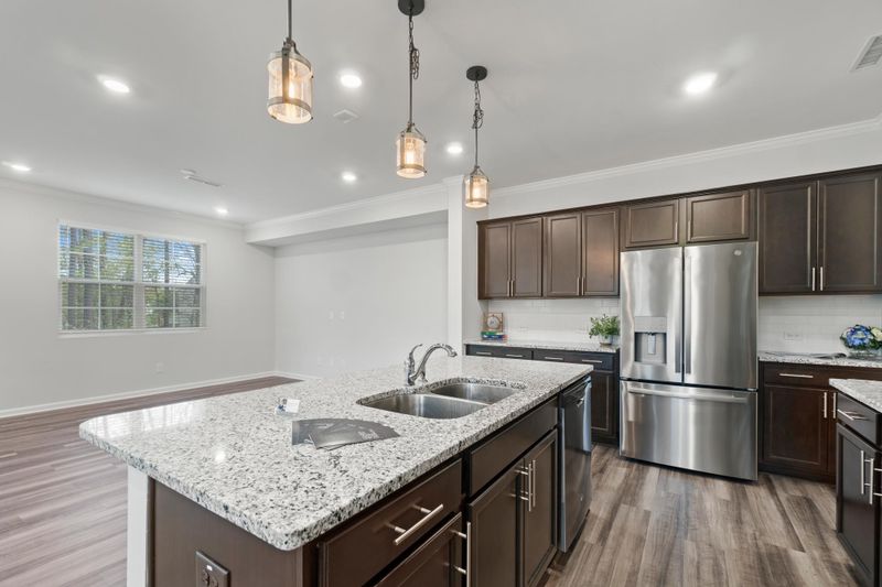 182 Hunston Dr, Holly Springs, NC 27540